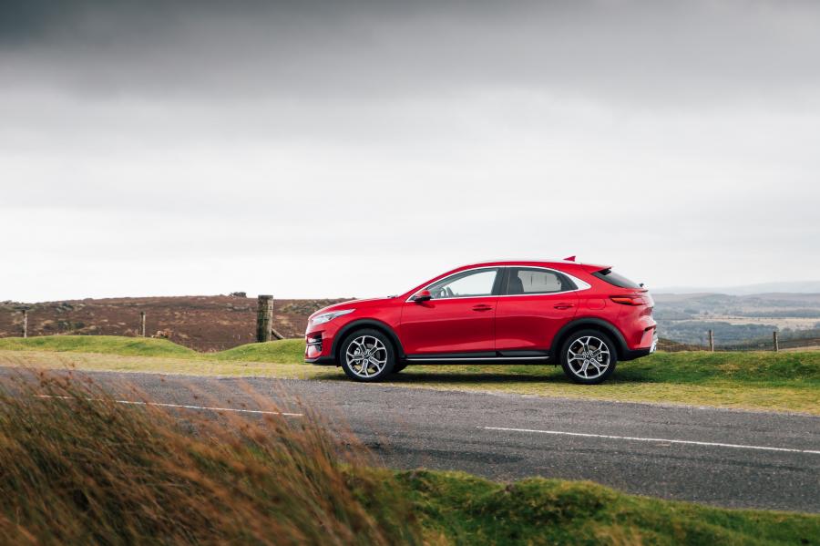  Kia XCeed 1.6 CRDi 2019 года  (UK) (фото 3 из 107)